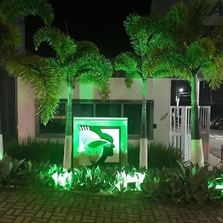 Apartamento Mobiliado Para Temporada Em Condominio Fechado João Pessoa Buitenkant foto
